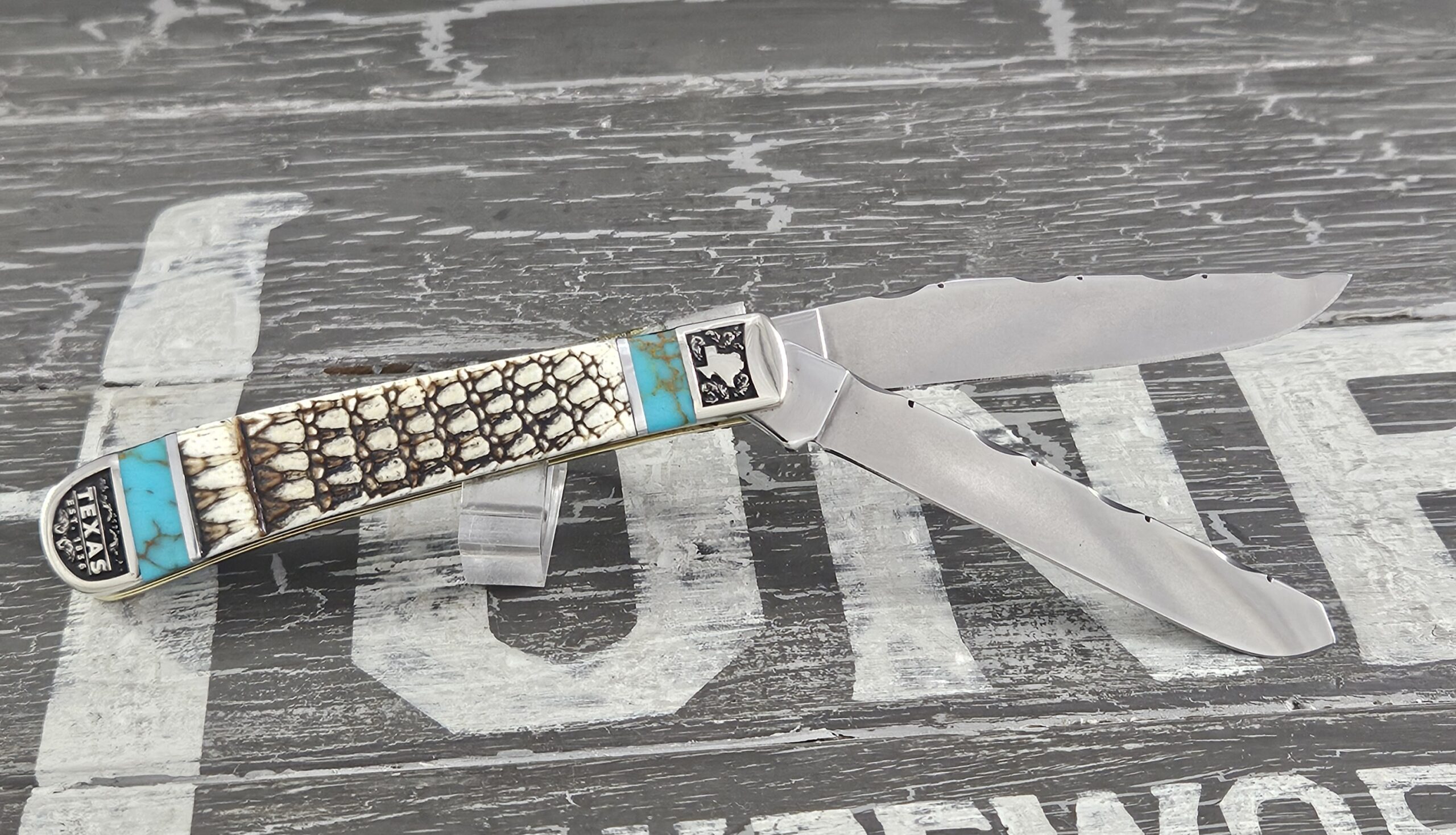 Customized Trapper Texas Edition Turquoise Armadillo Dots - Image 5